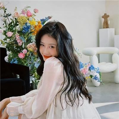 钓系娇娇小美人在修罗场求生 封面